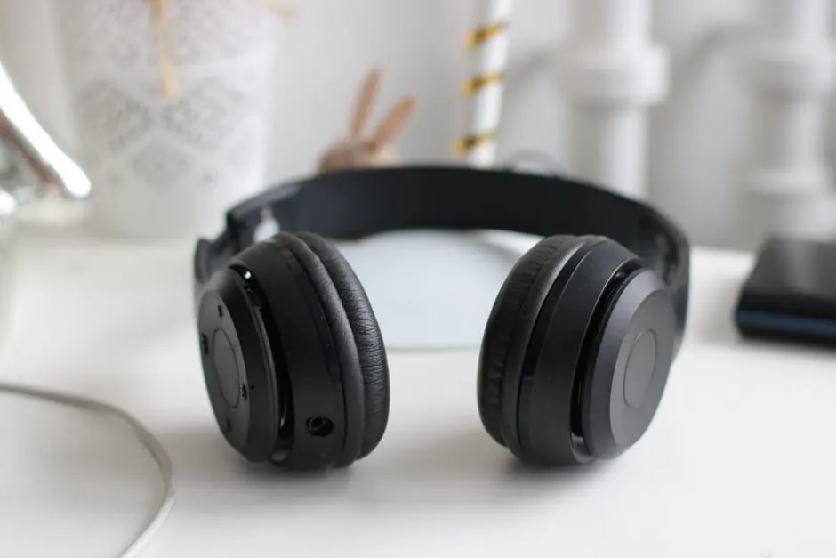wireless-headphones